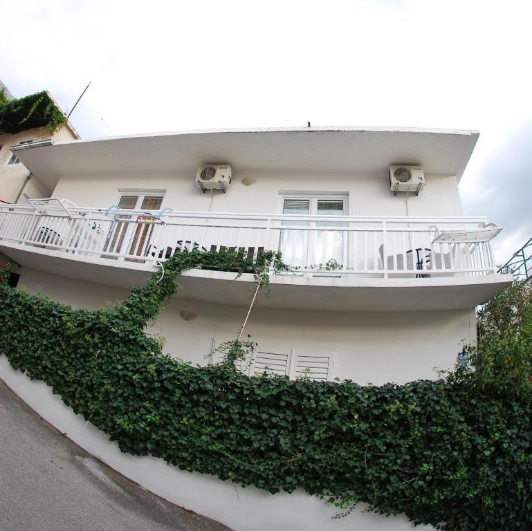 Apartments Mestral Baška Voda Exteriér fotografie